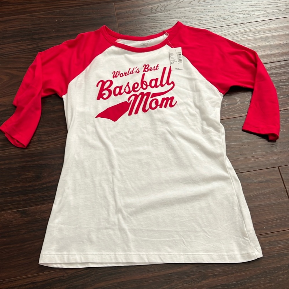 Women’s World’s Best Baseball mom three quarter raglan tee size‎ small NWT